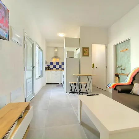 Gaviotas Apartment *