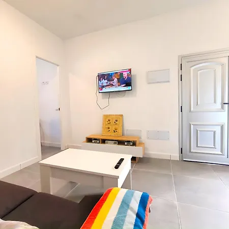 Gaviotas Apartment *